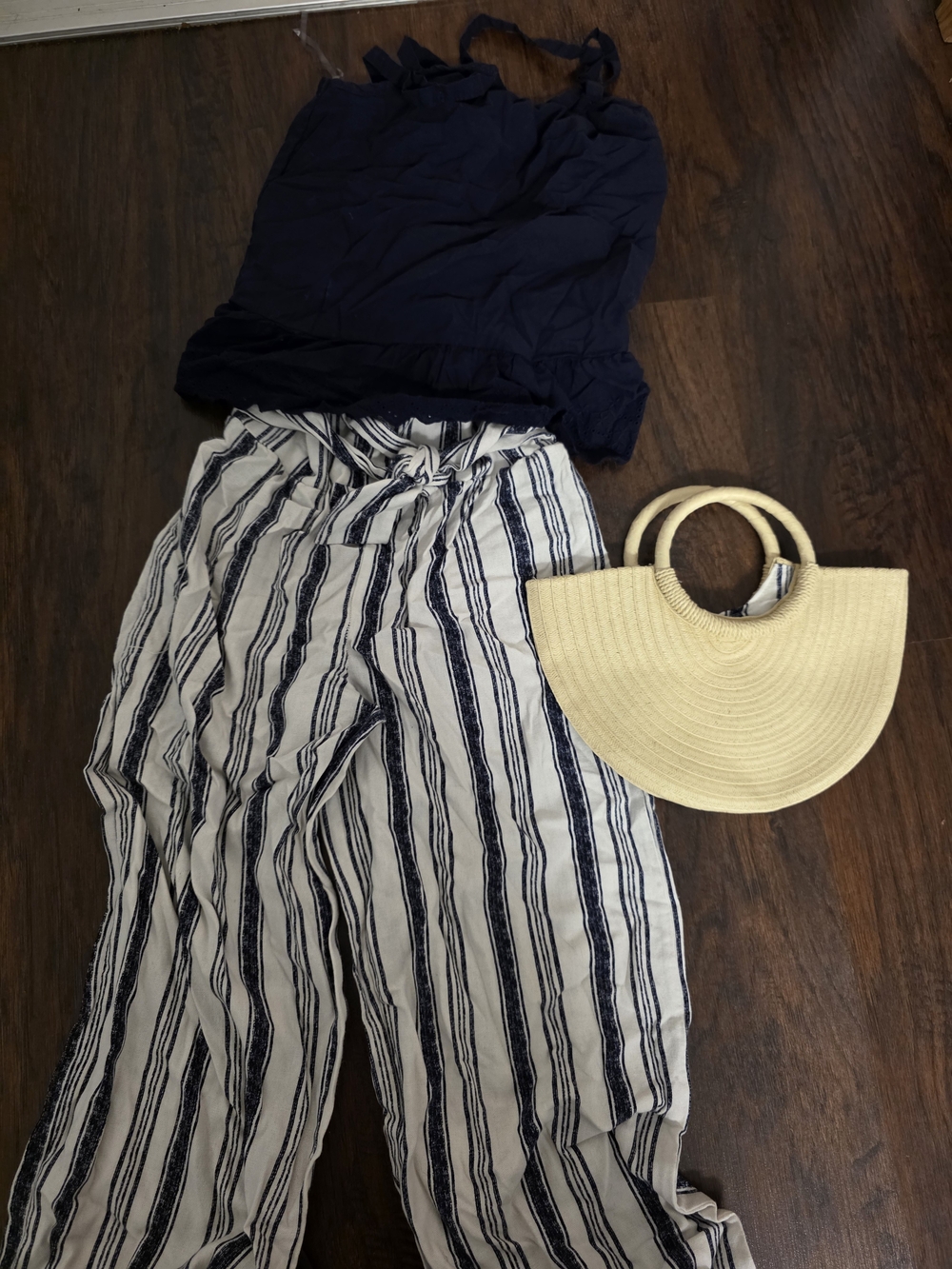 Max Studio Navy Top with White & Navy Striped Wide-Leg Pants 10-12